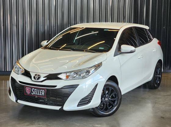 TOYOTA YARIS 1.3 16V FLEX XL LIVE MULTIDRIVE